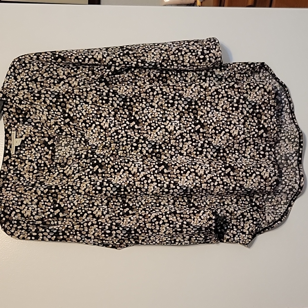 Dana Buchman classic blouse